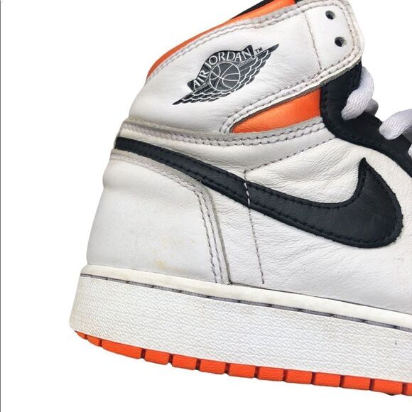 Nike Air Jordan 1 Retro High OG Electro Orange Size 5.5 - Picture 15 of 16